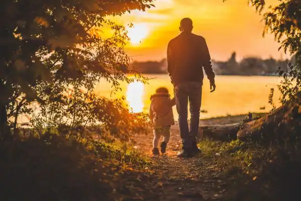 image of dad and child - parental alienation Cambridgeshire